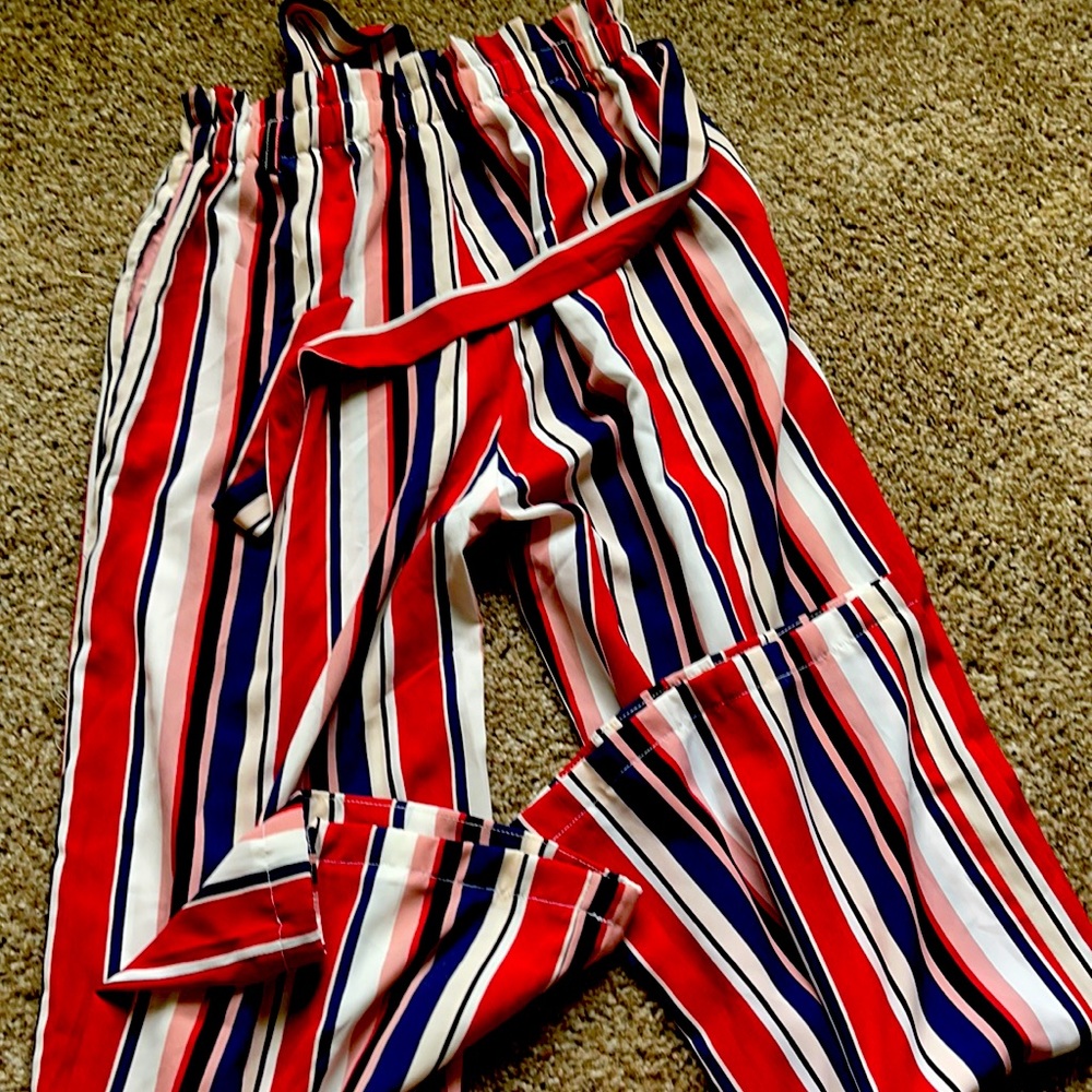 Pants with belt